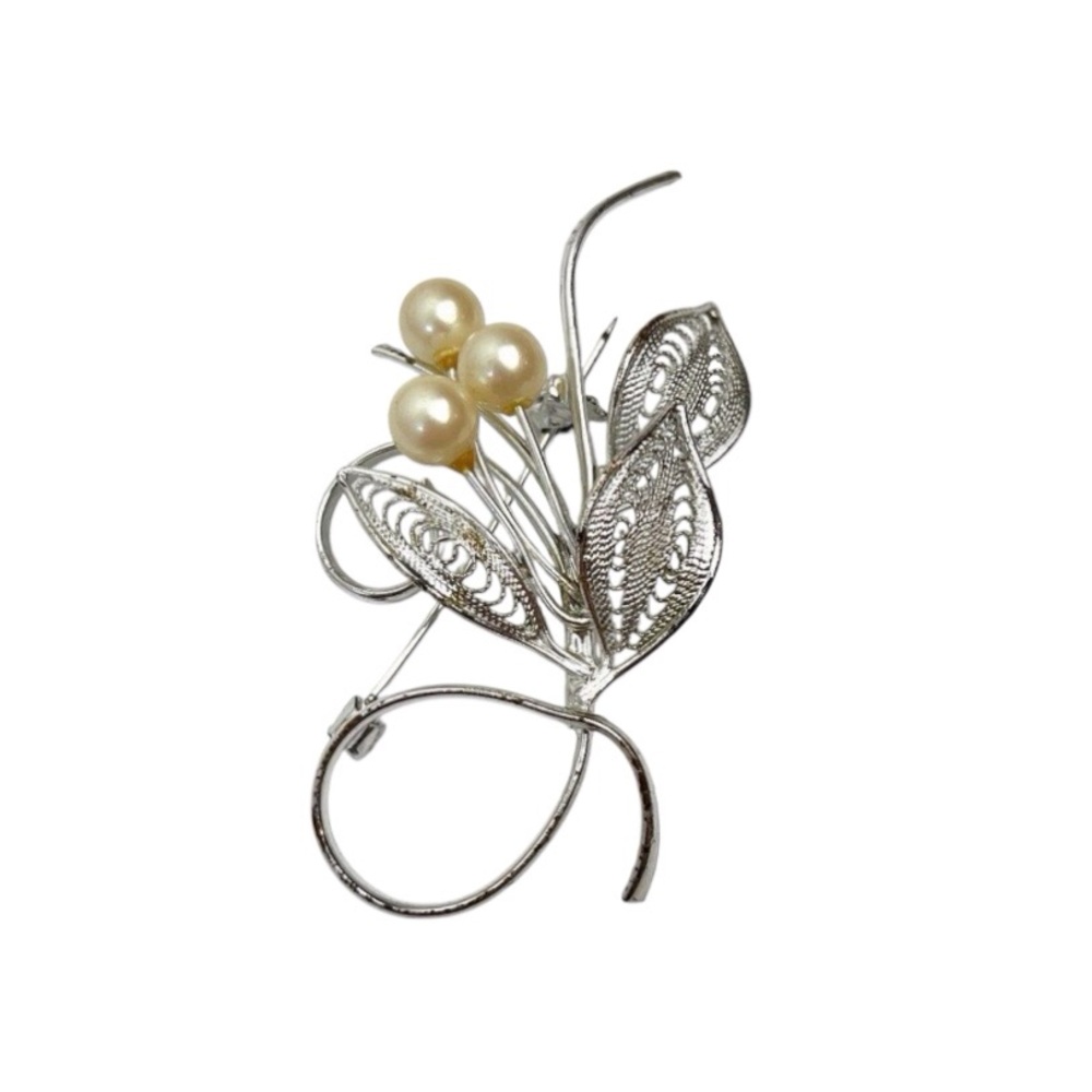 Vintage Brooch Silver Tone Leaf Filigree Scrollwork Faux Pearl Estate Floral Pin